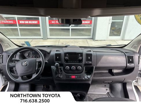 Used 2020 RAM ProMaster 2500 w/ Interior Convenience Group image 6