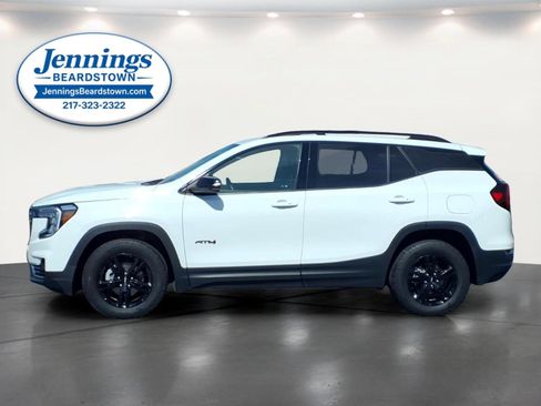 Used 2023 GMC Terrain AT4 AWD/4WD image 2