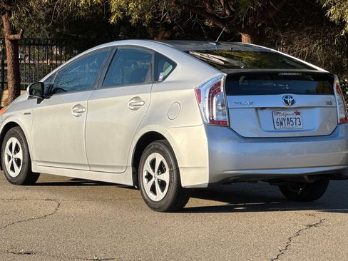 Used 2012 Toyota Prius Three image 6