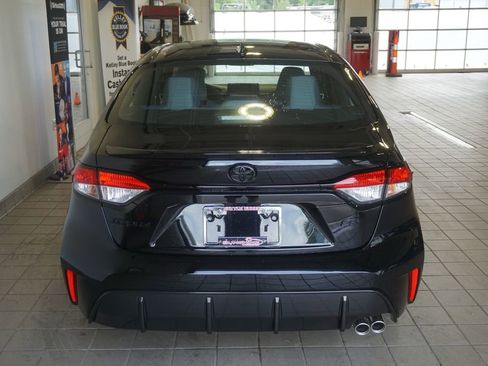 New 2026 Toyota Corolla SE FWD image 15