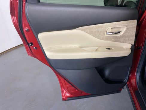 Used 2020 Nissan Murano SL w/ Moonroof Package AWD/4WD image 19