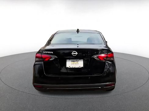 Used 2025 Nissan Versa SV image 12