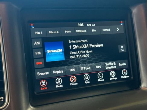 Used 2022 Dodge Charger SXT RWD image 18
