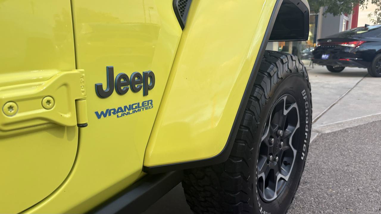 Used 2022 Jeep Wrangler Unlimited Rubicon 4xe w/ Steel Bumper Group AWD/4WD image 3