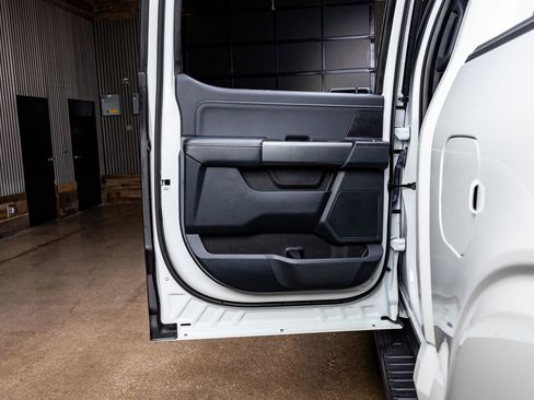 Used 2022 Ford F150 XLT w/ Equipment Group 302A High image 37