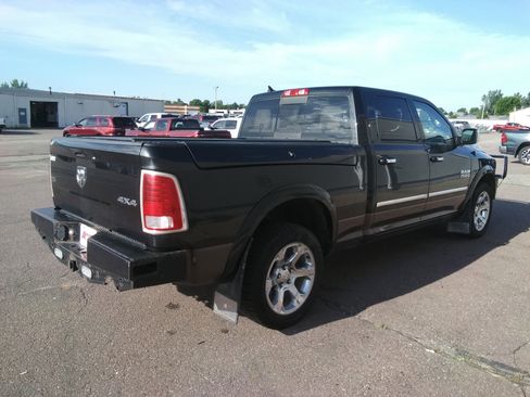 Used 2018 RAM 1500 Laramie w/ Convenience Group image 6