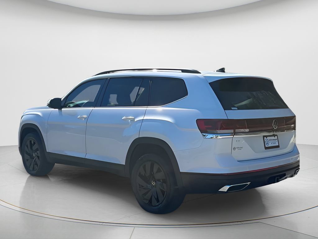 New 2026 Volkswagen Atlas SE FWD image 6