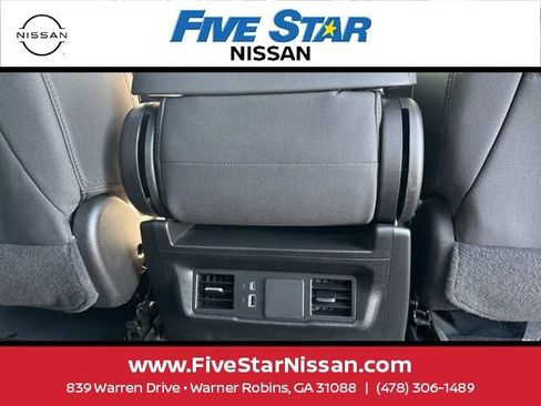 Used 2024 Chevrolet Silverado 1500 Custom image 25