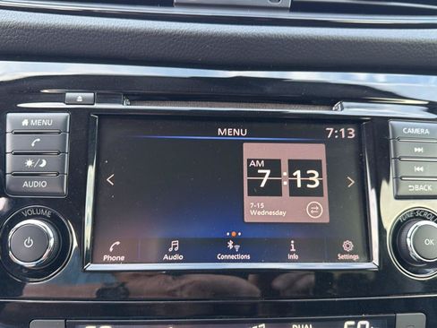 Used 2019 Nissan Rogue SV FWD image 7