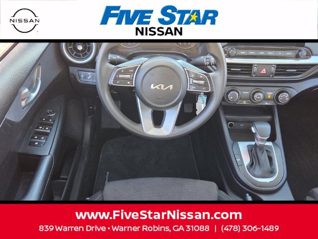 Used 2024 Kia Forte LXS w/ LXS Technology Package FWD image 7
