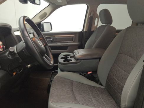 Used 2016 RAM 1500 Big Horn RWD image 17