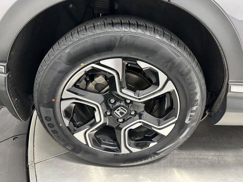 Used 2018 Honda CR-V Touring image 11