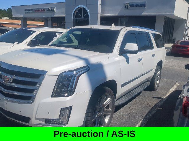 Used 2016 Cadillac Escalade ESV Luxury RWD image 3