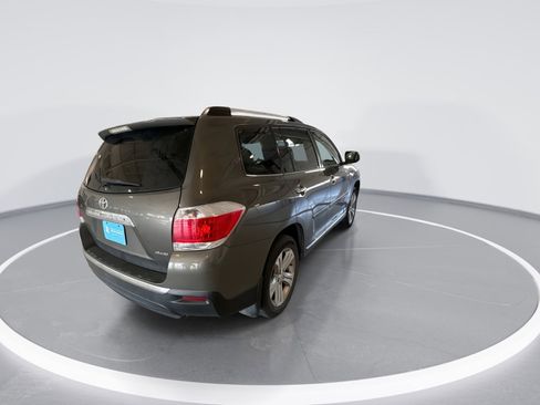 Used 2012 Toyota Highlander Limited image 8