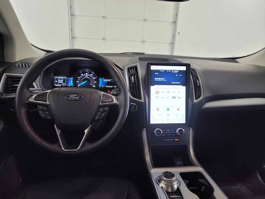 Used 2022 Ford Edge SEL w/ Sport Appearance Package AWD/4WD image 12