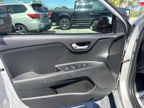 Used 2020 Kia Rio LX FWD image 7