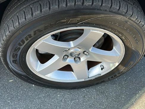 Used 2009 Dodge Charger SE RWD image 19