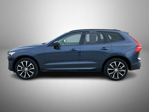 Used 2023 Volvo XC60 B5 Plus image 8