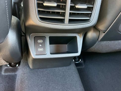 New 2026 Kia Seltos EX image 17