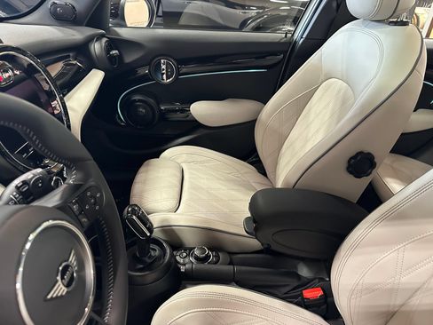 Used 2024 MINI Cooper S FWD image 16