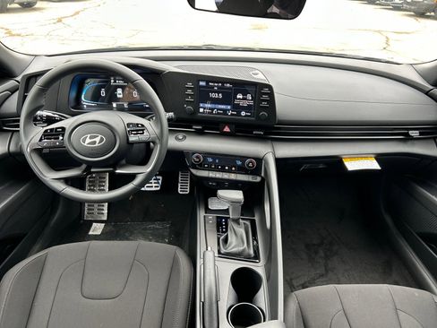 New 2026 Hyundai Elantra Sport FWD image 17