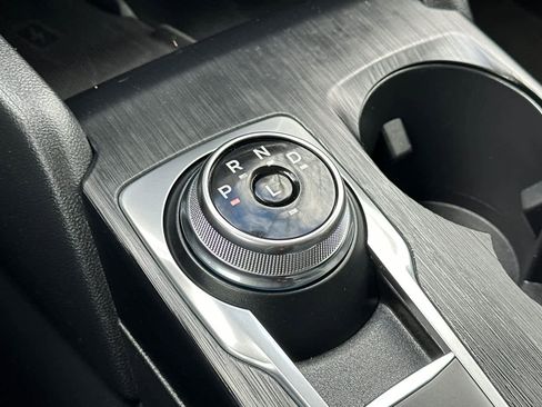 Certified 2025 Ford Escape Platinum image 22