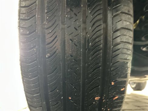 Used 2025 Cadillac XT4 Premium Luxury image 44