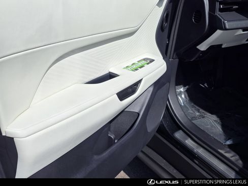 New 2026 Lexus ES 350e FWD image 11