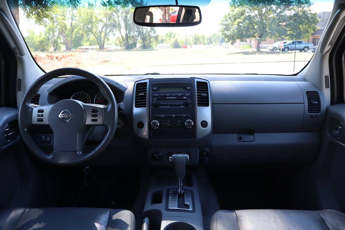 Used 2009 Nissan Frontier LE w/ LE Value Truck Pkg AWD/4WD image 16