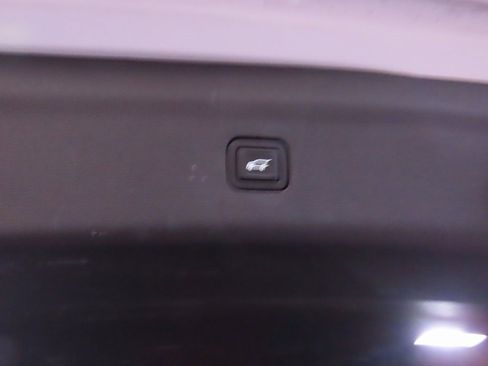 Used 2022 Buick Enclave Essence w/ Experience Buick Package image 19