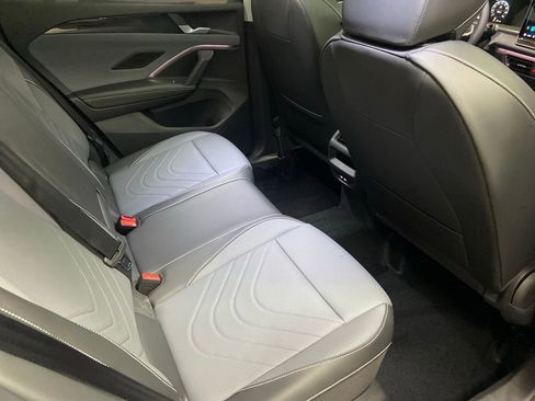 New 2026 Volkswagen Tiguan SE AWD/4WD image 7