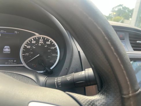 Used 2019 Nissan Sentra S FWD image 16