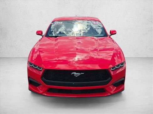 Used 2018 Ford Mustang Premium RWD image 2