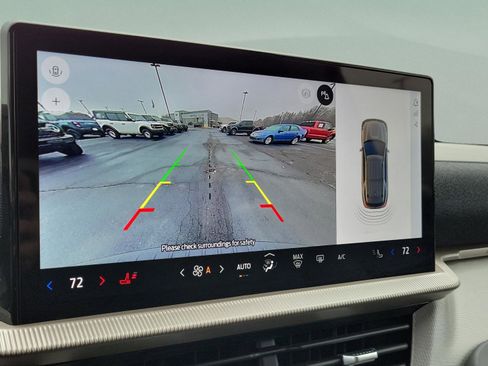 Used 2025 Ford Explorer Active image 29