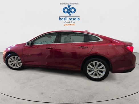 Used 2024 Chevrolet Malibu LT image 3