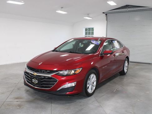 Used 2025 Chevrolet Malibu LT FWD image 4