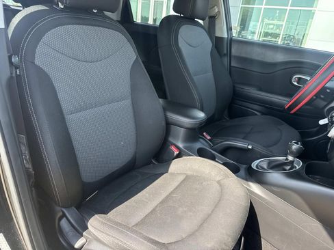 Used 2019 Kia Soul + FWD image 11