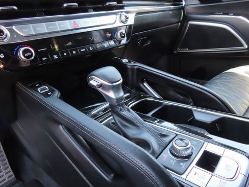 Certified 2024 Kia Telluride SX Prestige X-Line AWD/4WD image 26