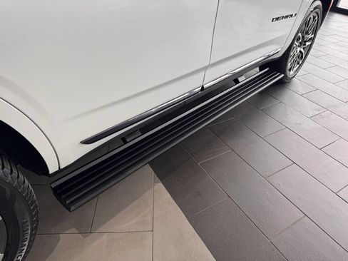 Used 2023 GMC Yukon Denali Ultimate AWD/4WD image 55
