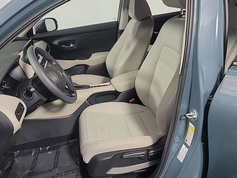 Certified 2024 Honda HR-V LX image 19