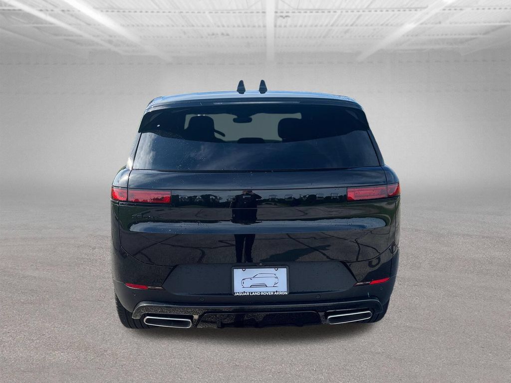 New 2026 Land Rover Range Rover Sport SE AWD/4WD image 4