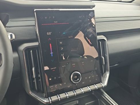 New 2026 GMC Acadia AT4 image 25