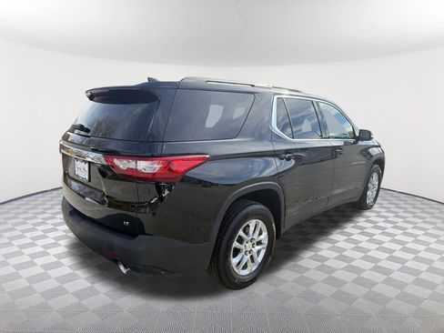 Used 2020 Chevrolet Traverse LT image 15