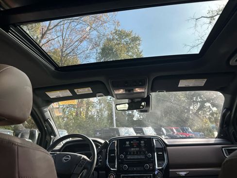 Used 2024 Nissan Titan Platinum Reserve w/ Moonroof Package image 23