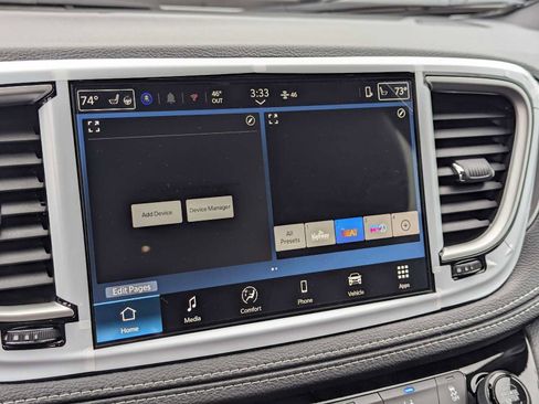 New 2026 Chrysler Pacifica Select image 14