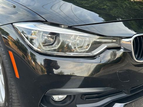 Used 2018 BMW 320i Sedan image 41