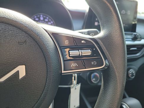 Used 2023 Kia Forte LXS FWD image 23