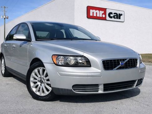 Used 2005 Volvo S40 2.4i image 1