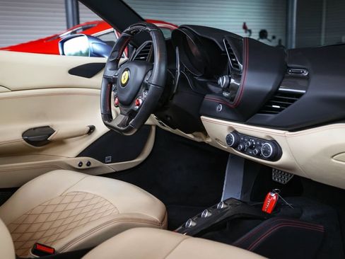 Certified 2019 Ferrari 488 Spider RWD image 51