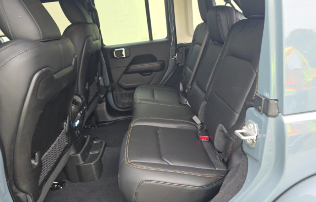 Used 2025 Jeep Wrangler Unlimited Rubicon 392 AWD/4WD image 12